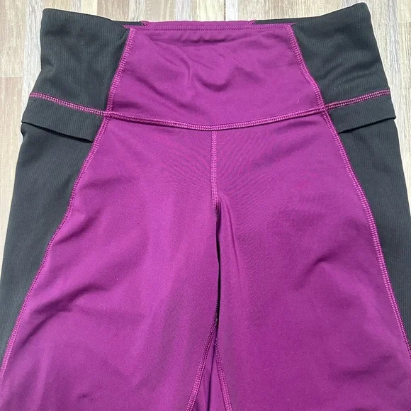 The North Face Flash Dry Leggings, Size Small - Picture 4 of 12